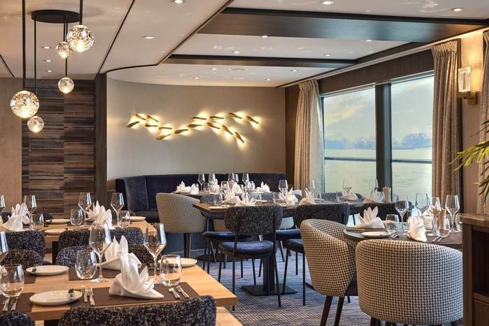 Viva Cruises Viva Two - Riverside Restaurant 8.jpg